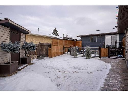 84 Glendale Way, Cochrane, AB - Outdoor With Exterior