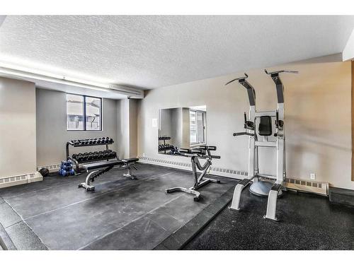 1509-738 3 Avenue Sw, Calgary, AB - Indoor Photo Showing Gym Room