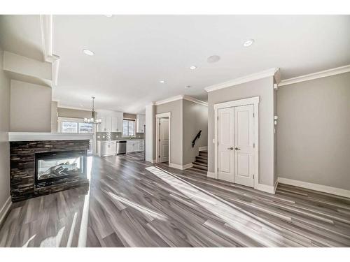 427 36 Avenue Nw, Calgary, AB - Indoor With Fireplace