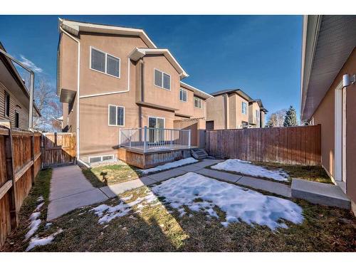 427 36 Avenue Nw, Calgary, AB - Outdoor With Exterior