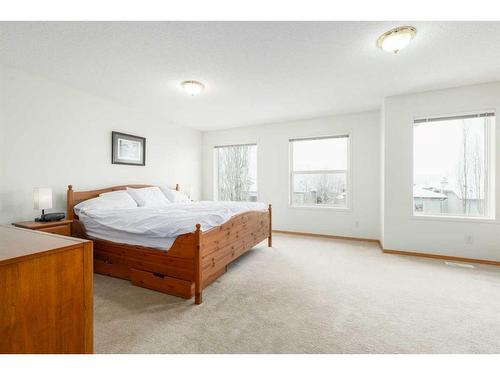 224 Tuscarora Heights Nw, Calgary, AB - Indoor Photo Showing Bedroom