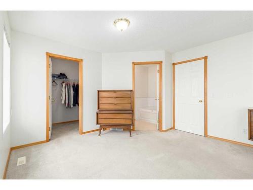 224 Tuscarora Heights Nw, Calgary, AB - Indoor