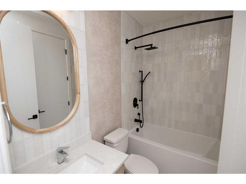 217-370 Dieppe Drive Sw, Calgary, AB - Indoor Photo Showing Bathroom