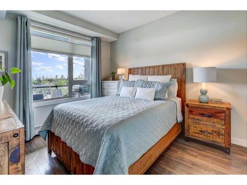 406-607 17 Avenue Nw, Calgary, AB - Indoor Photo Showing Bedroom