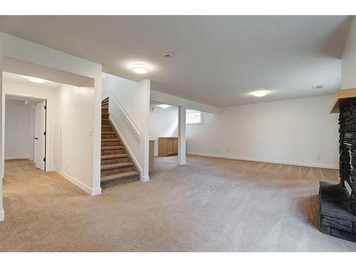 14 West Hall Place, Cochrane, AB - Indoor