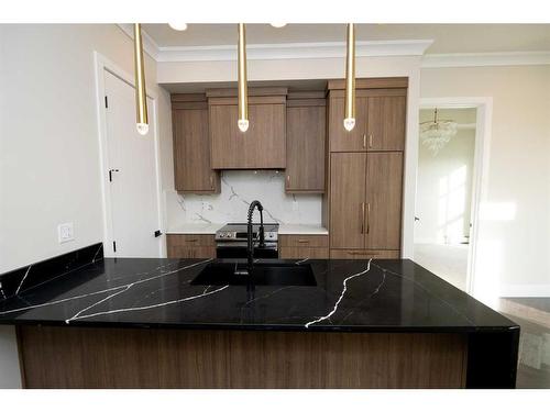 504-370 Dieppe Drive Sw, Calgary, AB - Indoor Photo Showing Kitchen With Double Sink