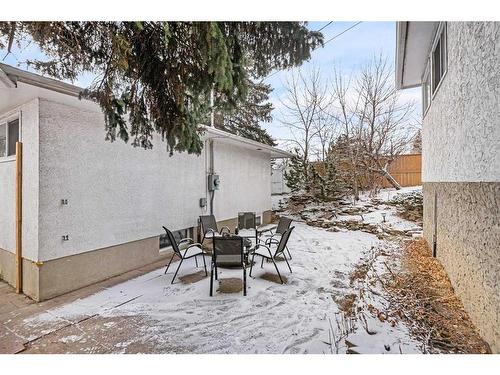 4504 14 Street Nw, Calgary, AB - Outdoor With Exterior