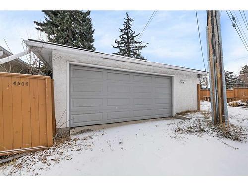 4504 14 Street Nw, Calgary, AB - Outdoor With Exterior