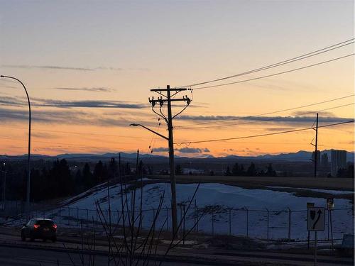 4504 14 Street Nw, Calgary, AB - Outdoor With View