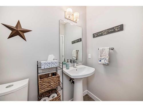 1-2420 30 Street Sw, Calgary, AB - Indoor Photo Showing Bathroom