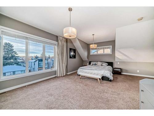 1-2420 30 Street Sw, Calgary, AB - Indoor Photo Showing Bedroom