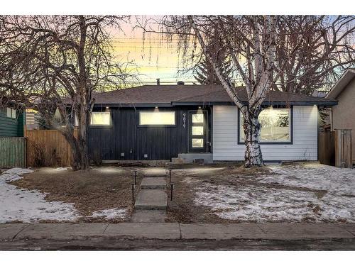 9819 2 Street Se, Calgary, AB - Outdoor