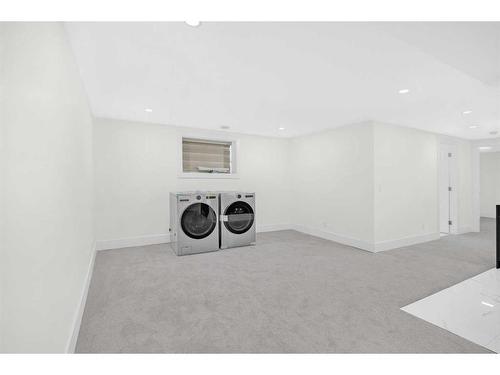 9819 2 Street Se, Calgary, AB - Indoor Photo Showing Laundry Room