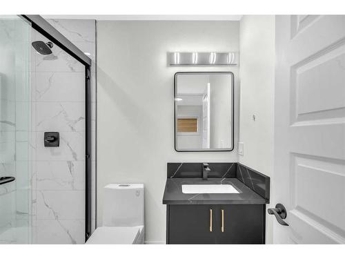 9819 2 Street Se, Calgary, AB - Indoor Photo Showing Bathroom