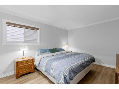 1311 Osler Street, Carstairs, AB - Indoor Photo Showing Bedroom