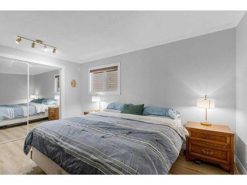 1311 Osler Street, Carstairs, AB - Indoor Photo Showing Bedroom