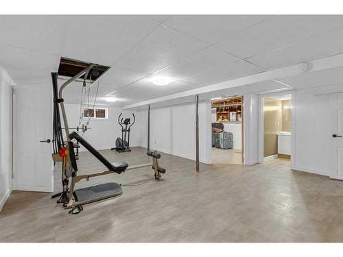 1311 Osler Street, Carstairs, AB - Indoor Photo Showing Gym Room