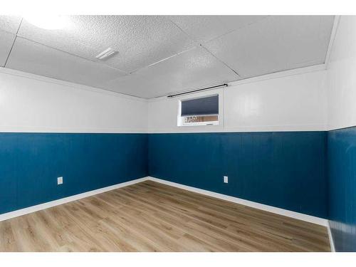 1311 Osler Street, Carstairs, AB - Indoor Photo Showing Other Room