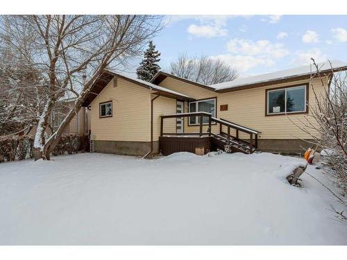 1311 Osler Street, Carstairs, AB - Outdoor With Deck Patio Veranda