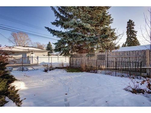 10832 Maplecreek Drive Se, Calgary, AB - Outdoor