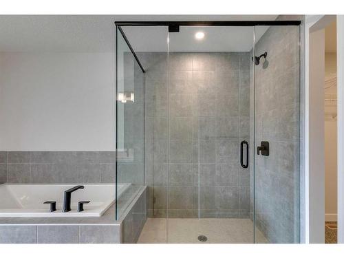 23 Wolf Hollow Road Se, Calgary, AB - Indoor Photo Showing Bathroom