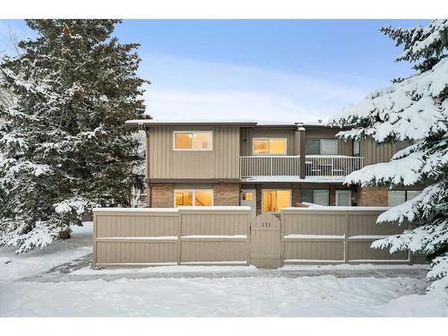 111-1055 72 Avenue Nw, Calgary, AB - Outdoor With Balcony