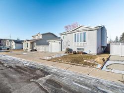 147 Appletree Close SE Calgary, AB T2A 7K1