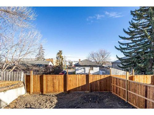 3812 Centre A Street Ne, Calgary, AB - Outdoor