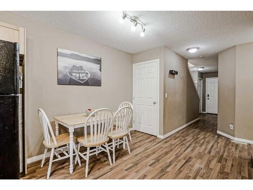 140 Royal Oak Gardens Nw, Calgary, AB - Indoor Photo Showing Dining Room