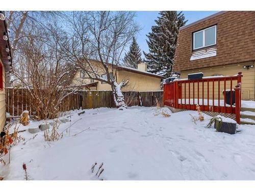 6724 Silverdale Road Nw, Calgary, AB - Outdoor