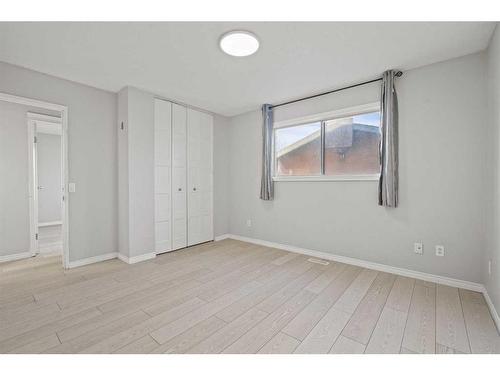 6768 Malvern Road, Calgary, AB - Indoor Photo Showing Other Room