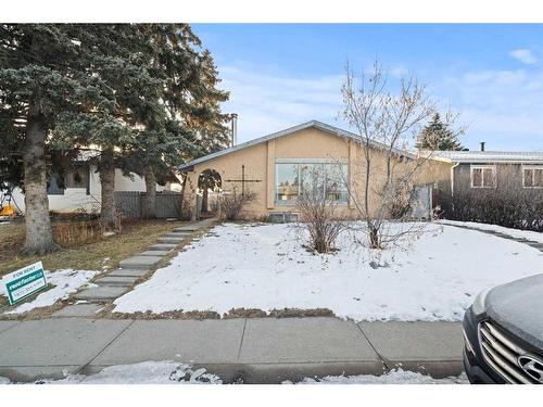 6768 Malvern Road, Calgary, AB - Outdoor