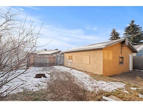 6768 Malvern Road, Calgary, AB - Outdoor