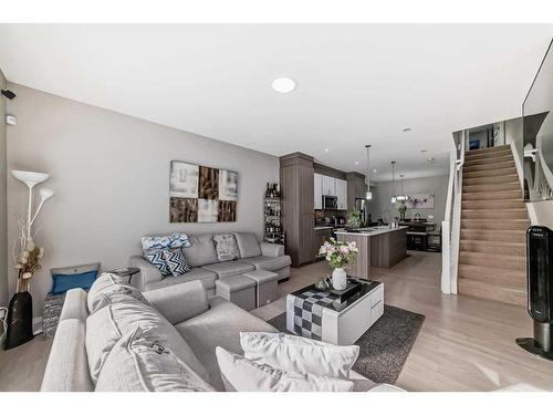 5-129 Skyview Parade Ne, Calgary, AB - Indoor Photo Showing Living Room