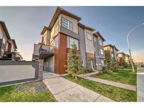 5-129 Skyview Parade Ne, Calgary, AB - Outdoor With Balcony