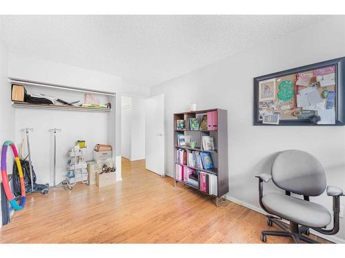 203-511 56 Avenue Sw, Calgary, AB - Indoor