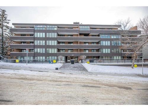 203-511 56 Avenue Sw, Calgary, AB - Outdoor With Balcony