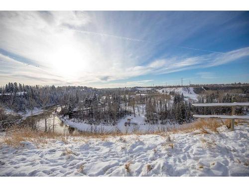 203-511 56 Avenue Sw, Calgary, AB - Outdoor With View