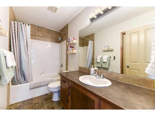 230 Tuscany Vista Road Nw, Calgary, AB - Indoor Photo Showing Bathroom