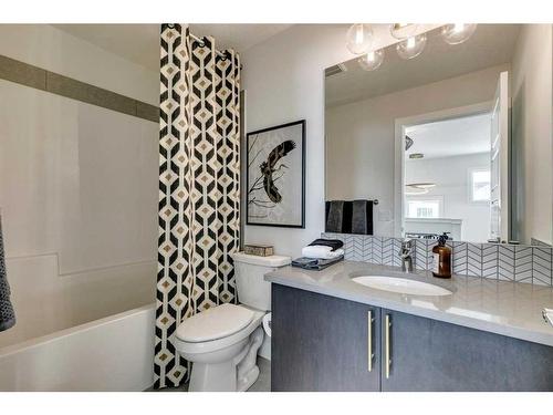 644 Buffaloberry Manor Se, Calgary, AB - Indoor Photo Showing Bathroom