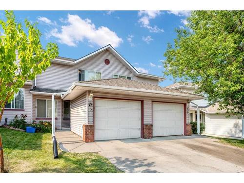 75 Harvest Oak Circle Ne, Calgary, AB - Outdoor With Facade