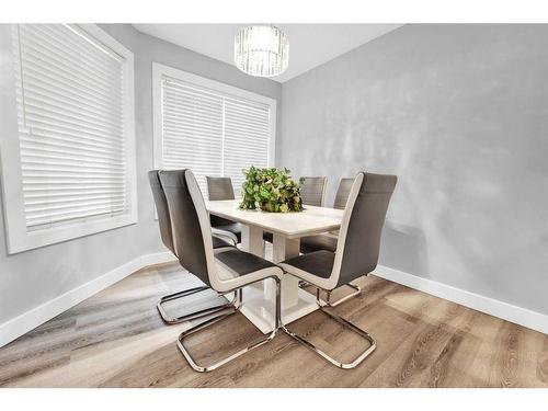 75 Harvest Oak Circle Ne, Calgary, AB - Indoor Photo Showing Dining Room