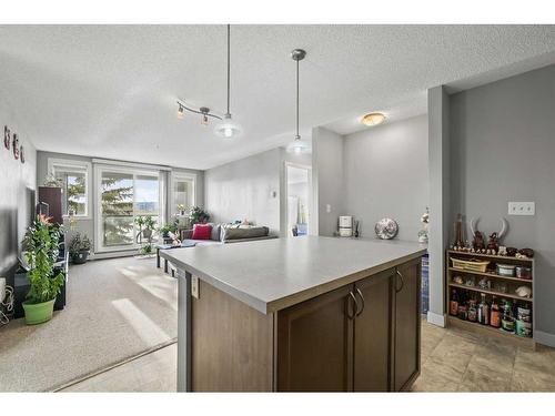 208-120 Country Village Circle Ne, Calgary, AB - Indoor