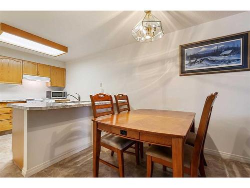 215-3 Parklane Way, Strathmore, AB - Indoor