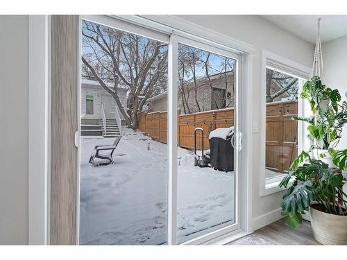 2004 7 Avenue Nw, Calgary, AB - Indoor Photo Showing Other Room