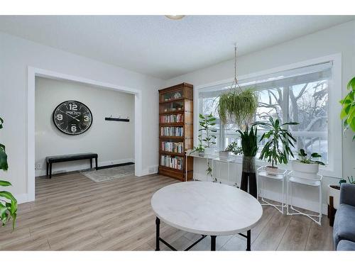 2004 7 Avenue Nw, Calgary, AB - Indoor