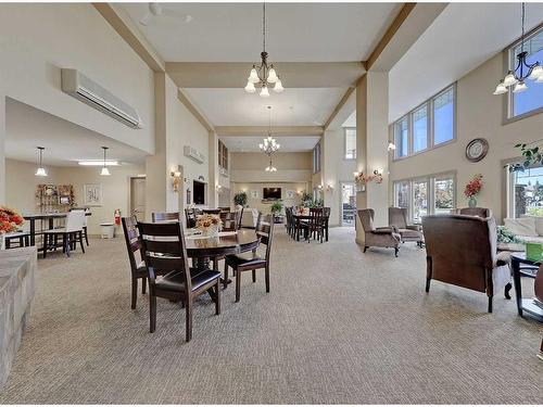 320-428 Chaparral Ravine View Se, Calgary, AB - Indoor Photo Showing Dining Room