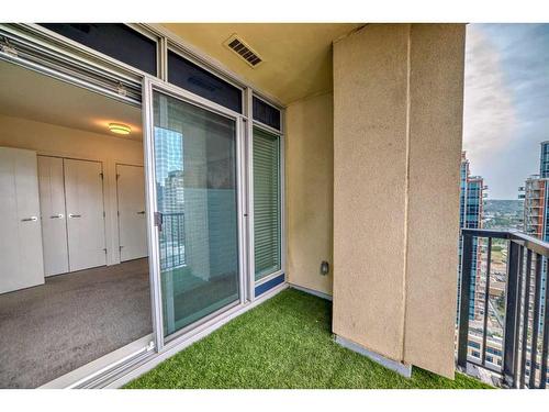 2107-930 6 Avenue Sw, Calgary, AB - Outdoor With Balcony With Exterior