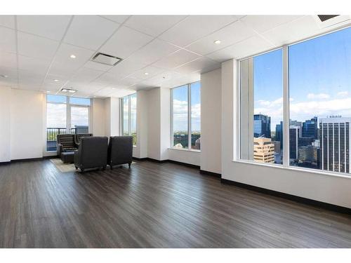 2107-930 6 Avenue Sw, Calgary, AB - Indoor