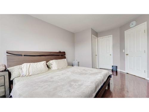 110 Taravista Drive Ne, Calgary, AB - Indoor Photo Showing Bedroom